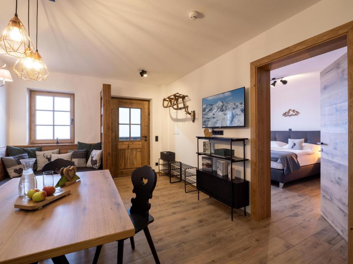Alpenliebe Zillertal Apartment Hart im Zillertal Exterior photo